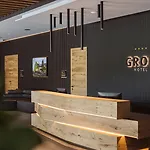 Ξενοδοχείο Grof 4*